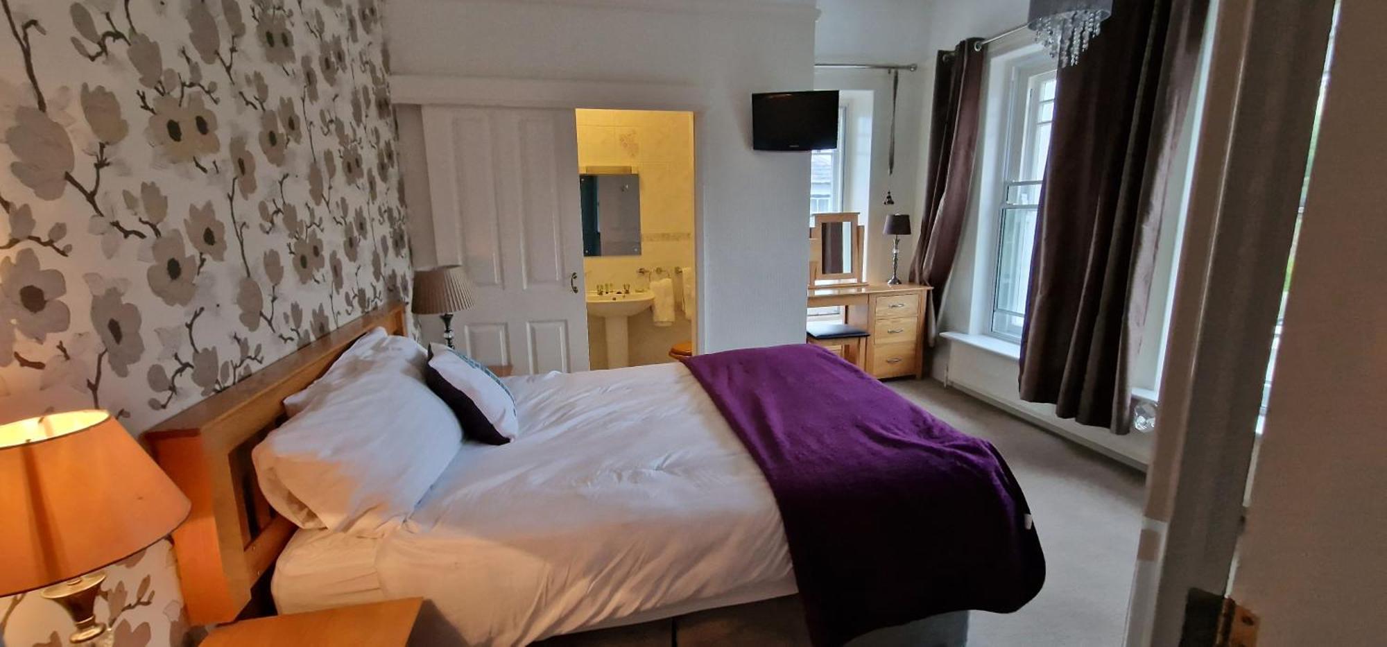 Hazeldene Hotel Aberaeron Exterior photo